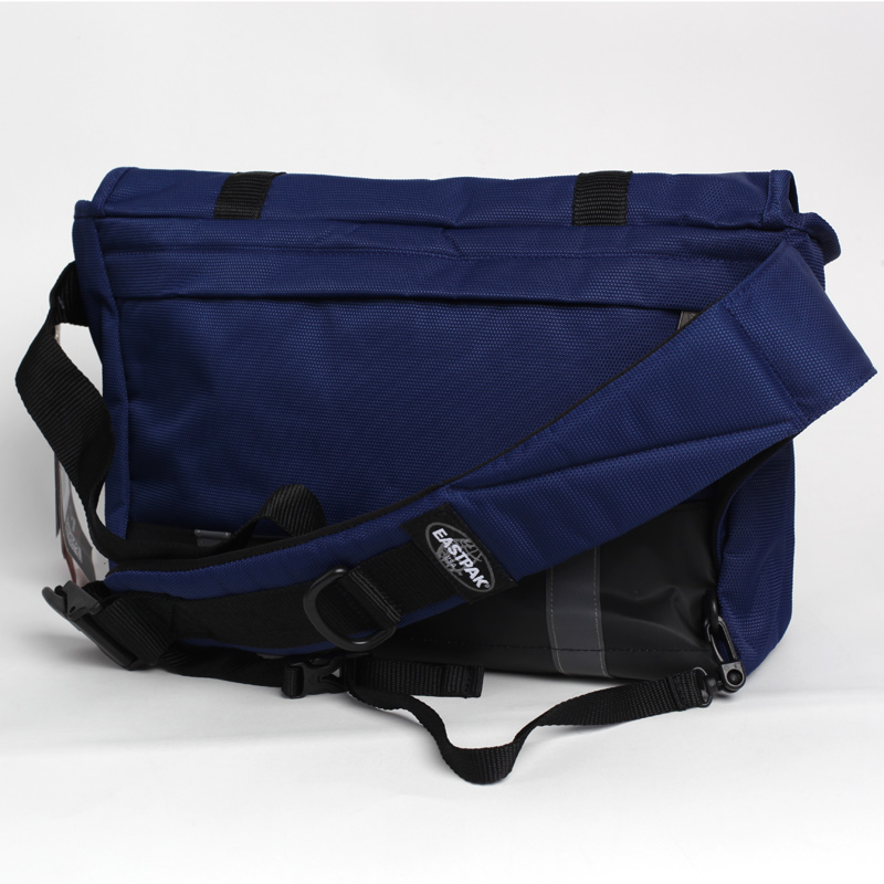 eastpak-navy-ek17020d_3.jpg