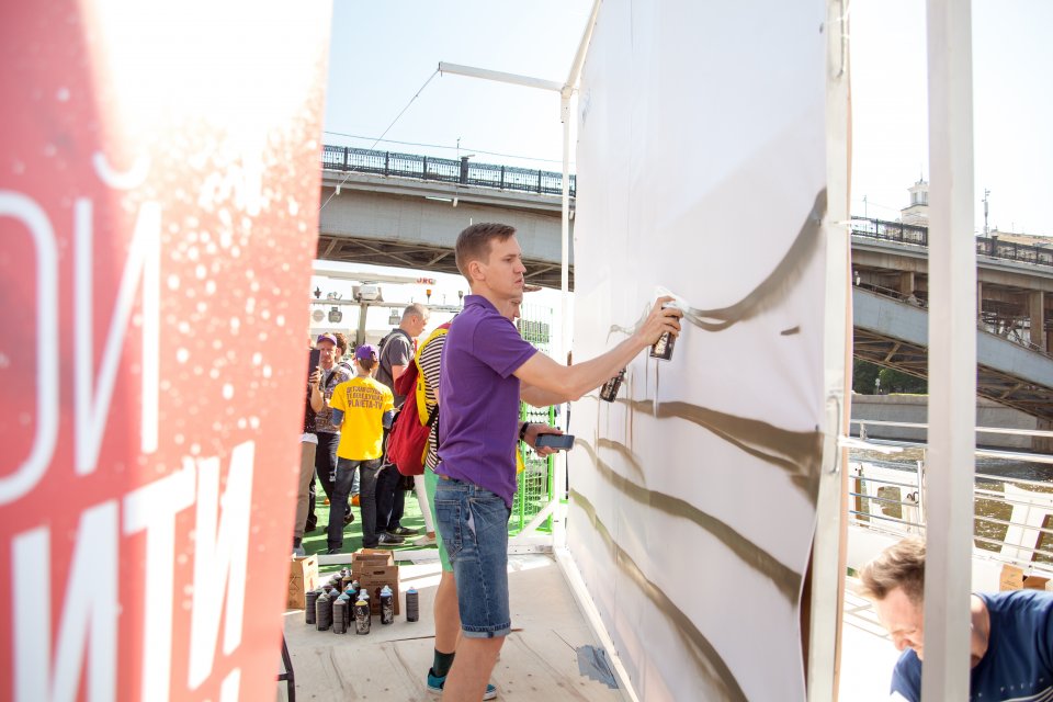 Чемпионат по граффити на Москве-реке 2018 - Graffitimarket.ru