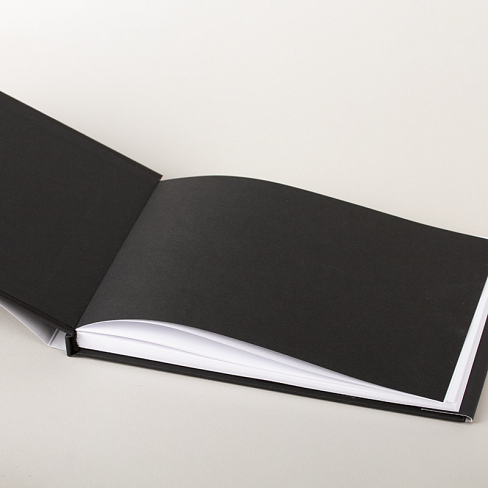 Скетчбук Molotow Blackbook Graffiti Sketching A5