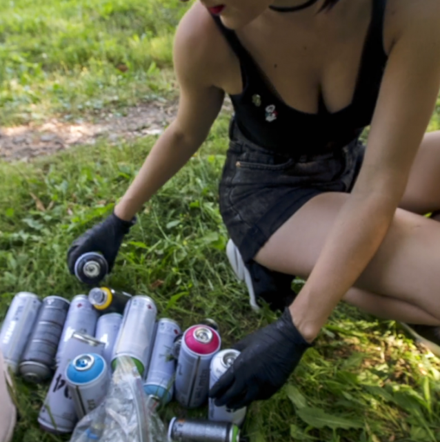 Смотреть видео Spray like a girl на Graffitimarket.ru