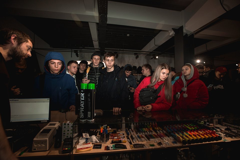 Смотрите фотоотчет с распродажи FSALE в Graffitimarket